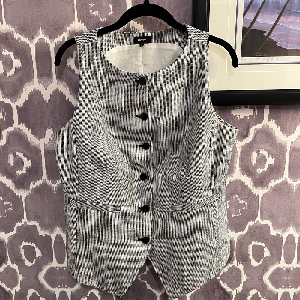 Express Black and White Patterned Vest